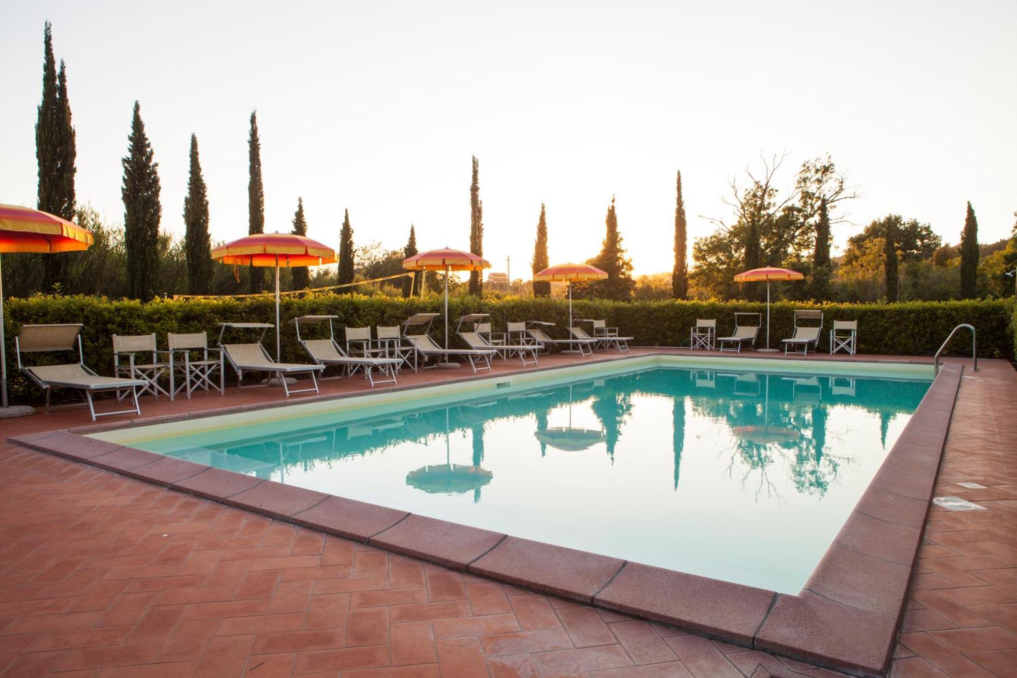 Casa Vacanze "Casale Al Pino" Riparbella Buitenkant foto