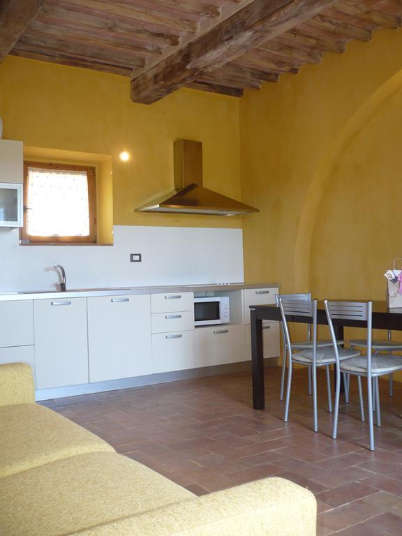 Casa Vacanze "Casale Al Pino" Riparbella Buitenkant foto