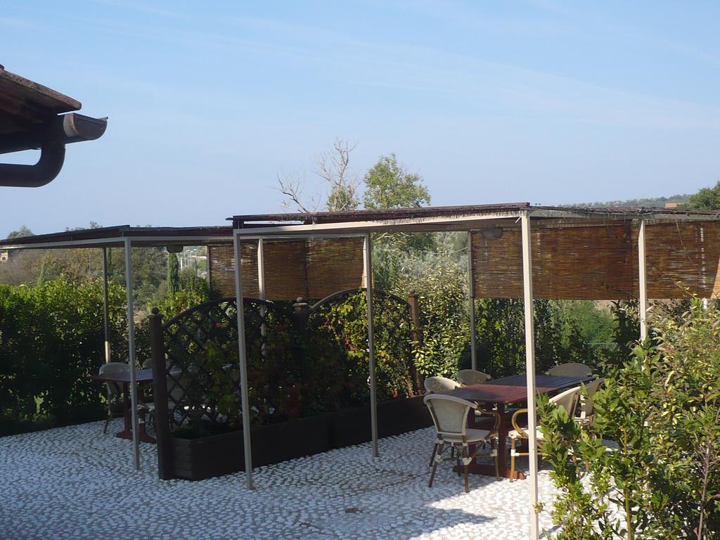 Casa Vacanze "Casale Al Pino" Riparbella Buitenkant foto