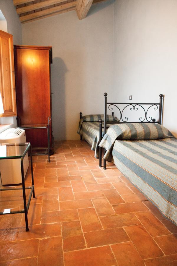 Casa Vacanze "Casale Al Pino" Riparbella Buitenkant foto