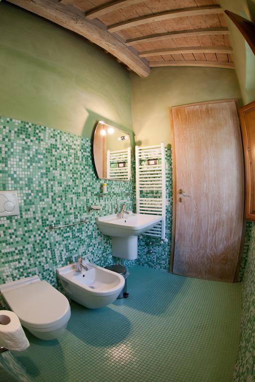 Casa Vacanze "Casale Al Pino" Riparbella Kamer foto